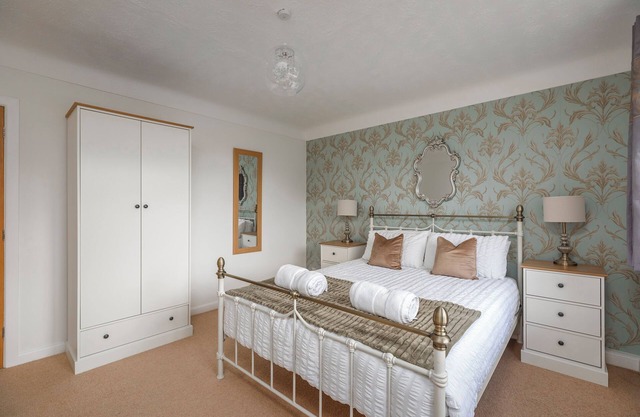 Sandbanks Peninsula | Beach | 4 Guests