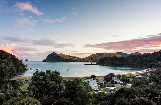 Sandy Bay Kiwiana Classic