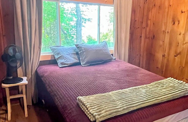 Sandy Edge Retreat-Awesome Beach! - Private Lake Access