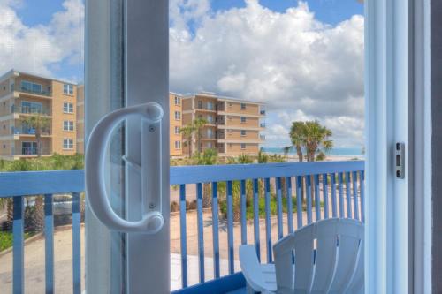 Sandy Feet Retreat 4 Oceanview Balconies Pets Ok