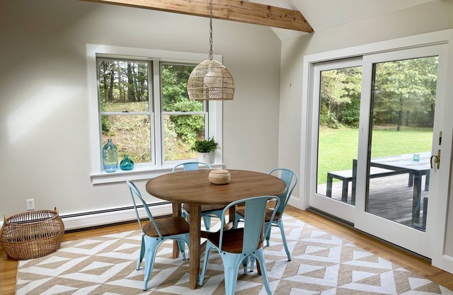 Sandy Hill Cottage- Newly renovated beach retreat, perfect for families