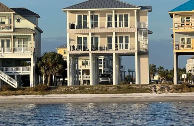 SandyFeet Beach House Retreat-Gulf Front Home at Shell Point Beach.