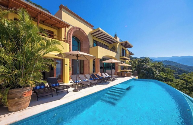 Santa Cruz 4BR in Puerto Vallarta by Personal Villas - Unforgettable Luxurious P