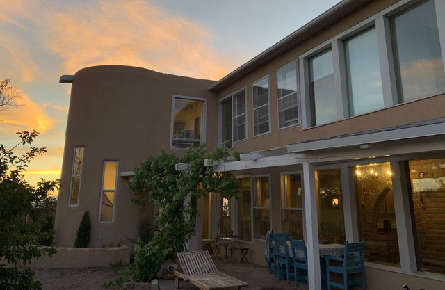 Santa Fe Hills Home 360 mountain views on 5 acres