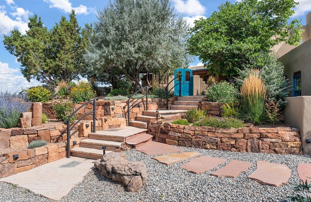 Luxury| Patios & Views| Hot Tub| Fire Pit| 8 Mi to Plaza| Near Ski Basin