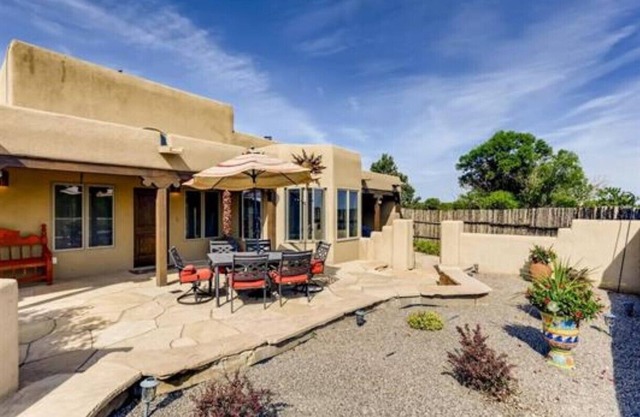 Santa Fe’s top rated Casa de Ochoa is available for Summer & Fall trips.