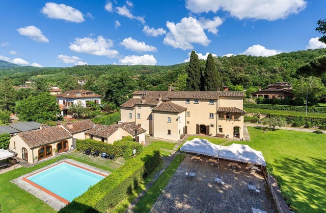 Santa Flora - Luxus-Ferienvilla mit Pool in Capolona, ​​Toskana