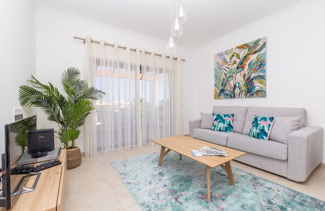 Santa Maria Apartment at Porto de Mos beach