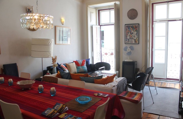 Santos o Velho, very spacious, confortable and central historic apartment