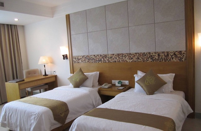 Sanya Jinglilai Resort
