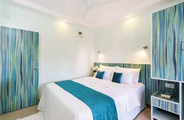 Sapna Homes 1 Bedroom apt-3, 5 min walk to beach