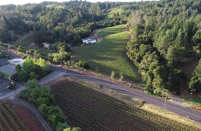 Sapphire Canyon Vineyard Gästehaus