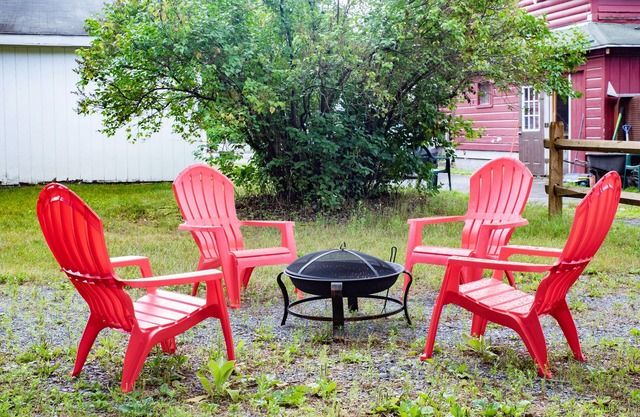 Saratoga Cabins #8- Just minutes to SPAC, Saratoga Lake & the Track