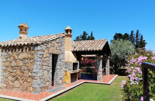 Sardinien Elegante Villa am Meer privater Garten 12 Betten Cala Sinzias Costa rei