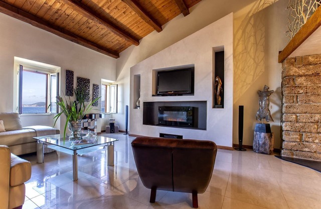 Sardinia Re - Cavour Loft