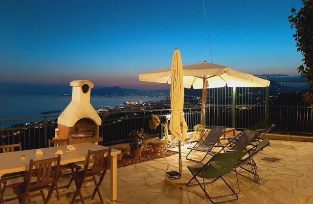 Sarina House Ocean View