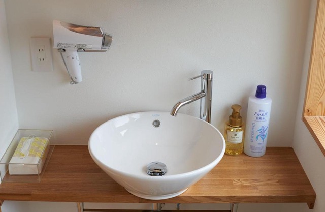 "Sasayama Jyokamachi Guest House KURIYA Semi Double Bunk Bed Cabin for 2-4 Pax - Vacation STAY 91845 "