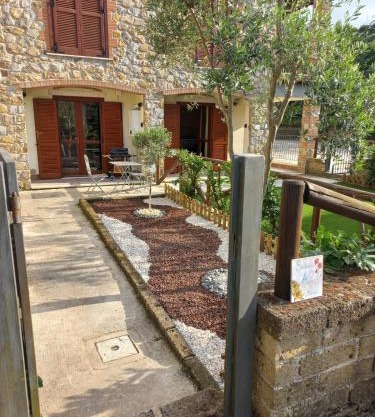 Saturnia House