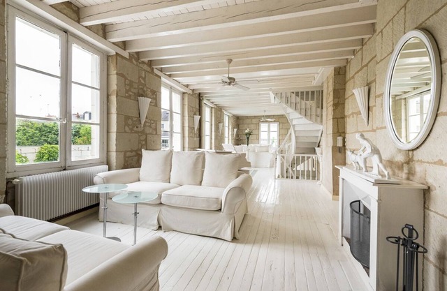 Saumur en Blanc - Vier Schlafzimmer Villa, Schläft 6