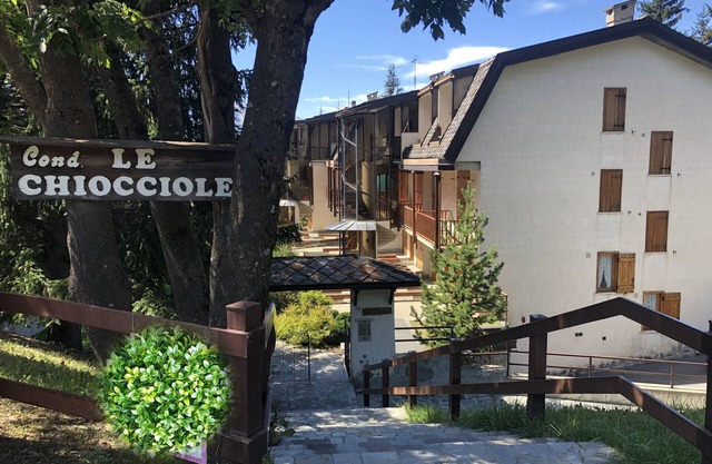 Sauze D'Oulx Apartment sleeps 6 with garden.