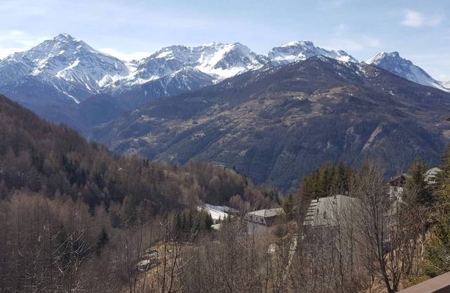 Sauze D'oulx - Italie - Joli Studio Avec une Superbe vue sur les Montagnes