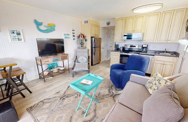 Savannah Beach and Racquet Club - Unit A216 - Corner Balcony - Swimming Pools