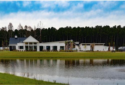 Savannah Lakes RV Resort