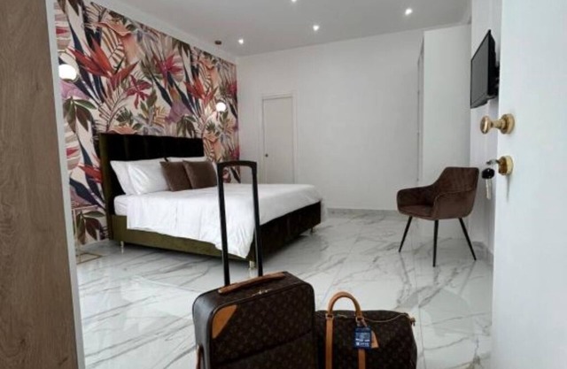Savior DeLuxe Rooms - Luxury Quadruple Room