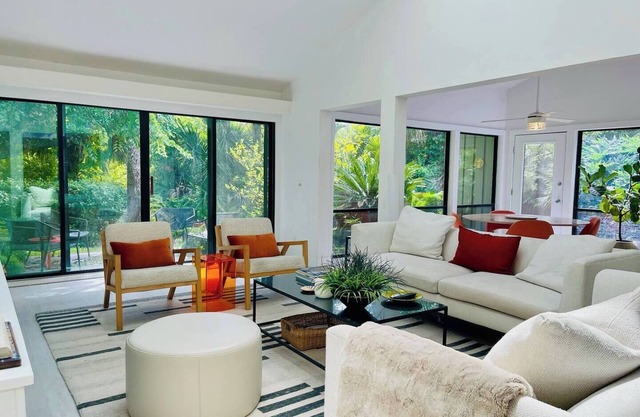 Sawgrass Stunner - 2BR and 2BA with den and office