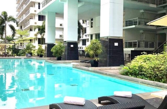 SB Home 2BR Wohnung 82spm, Sukhumvit / WIFI / TV / BIG POOL / BTS