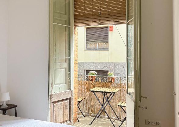 SC Apartamento céntrico con balcón