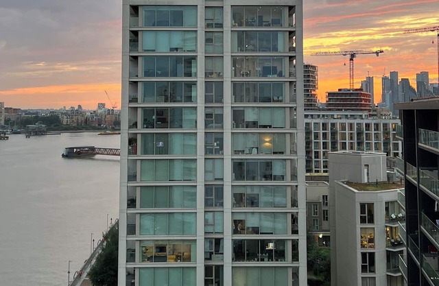 Scenic 1 Bed room apartment near ExCeL London