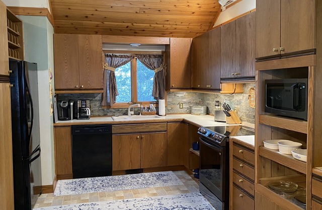Scenic und Abgeschieden auf Black Bear Lodge