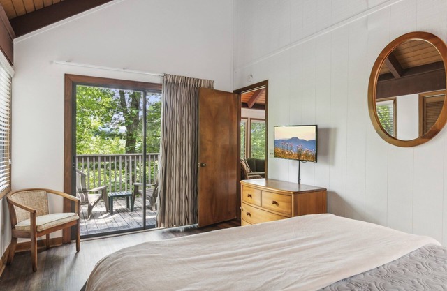 Scenic Getaway in Jasper Mountains