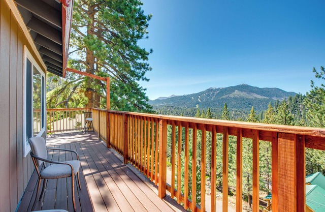 Scenic Home w/ Sauna - 7 Mi to Heavenly Mountain!