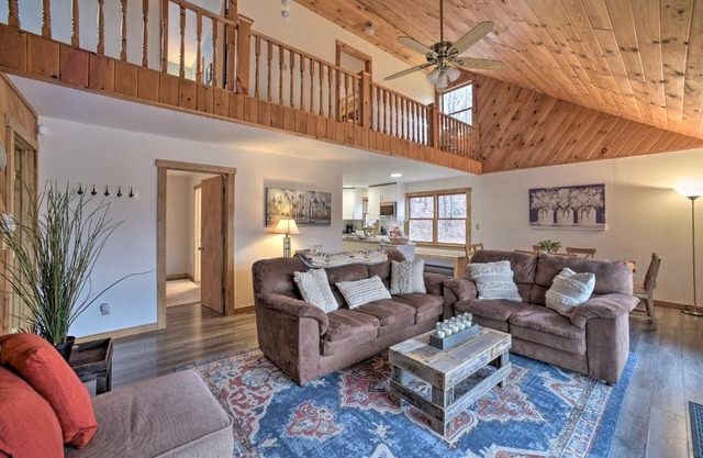 Scenic Jewett Hideaway with Deck, Views and Fire Pit!