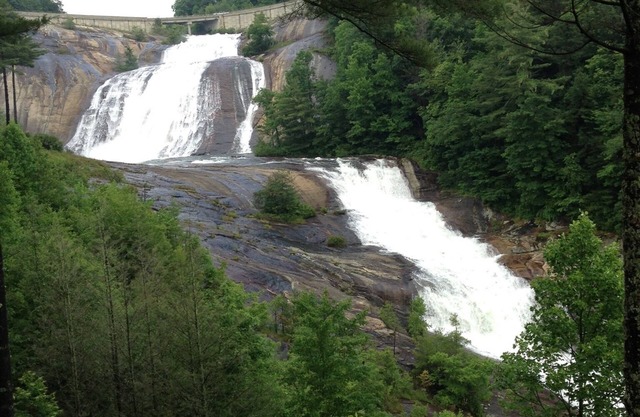 SZENISCHER ÜBERBLICK - Toxaway Falls