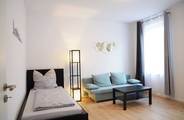 Schöne Groß Ferienwohnung 78m² Ideal für Familie 3 Schlafzimmer Zentrumnah 1.OG