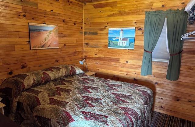 Schurmans Shore Waterfront Cottage #6