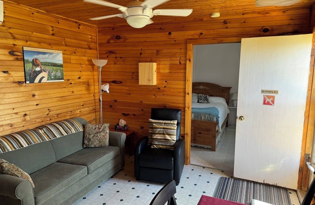Schurmans Shore Waterfront Cottage #5
