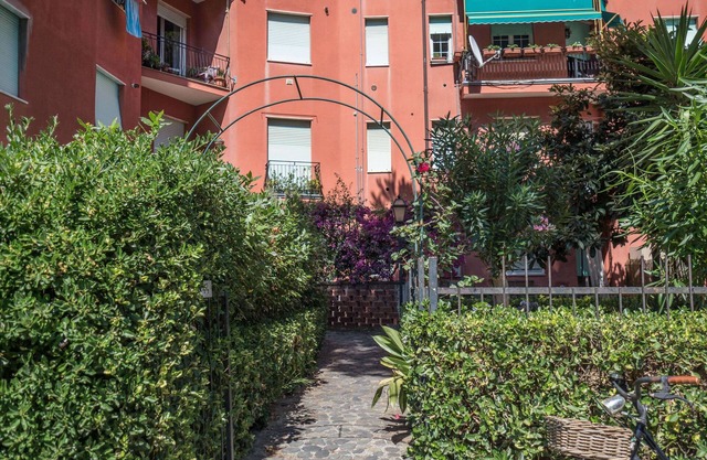 Scimiscià 2-bedroom Apartment with AC