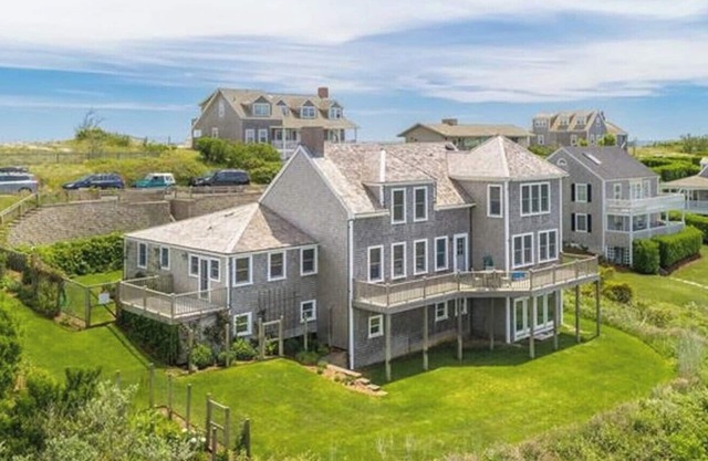 Sconset Retreat with Ocean Views – Minutes from Nantucket’s Best Beaches