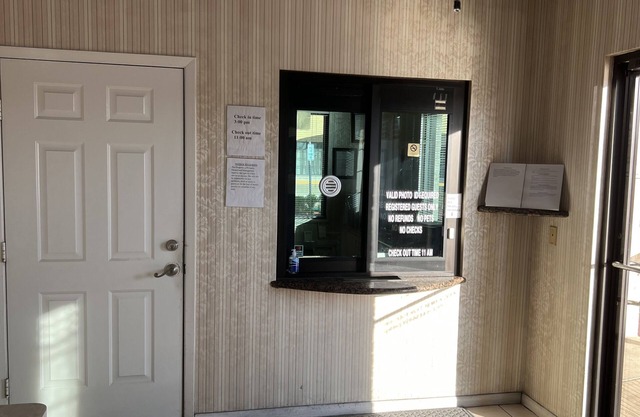 Scott Inn Suites - Downtown Houston