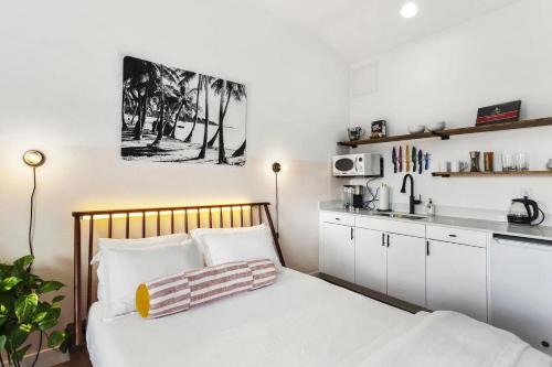 Scottsdale - 445 N Arizona Ave - 10 Units (9-18) - Combo