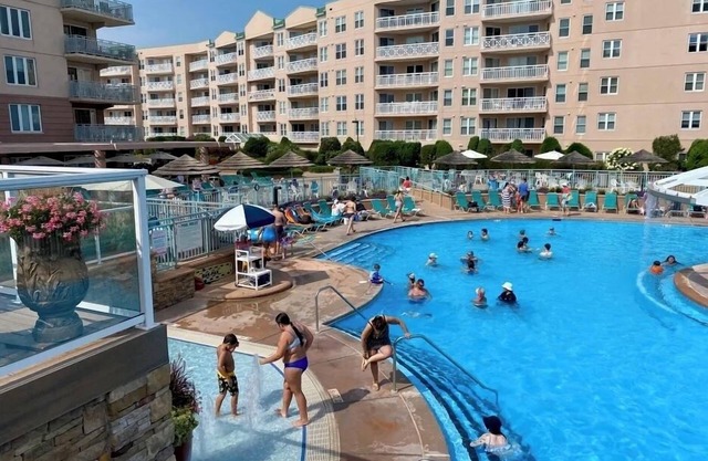 Seapointe Village Oceanfront 17 acre resort, direct 600 ft private beach access