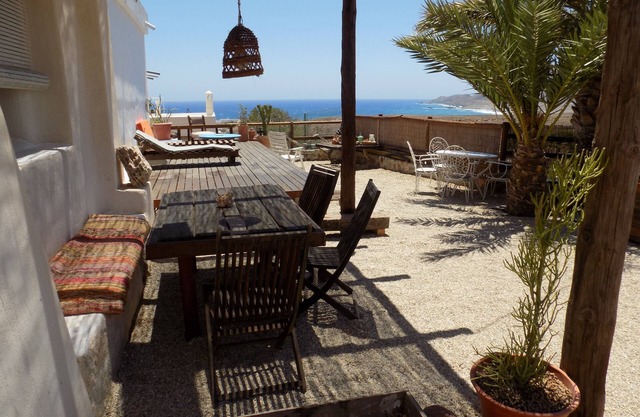 Meer- und Bergblick. Charmant Cabo de Gata
