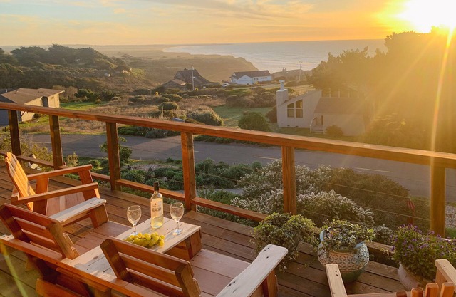Sea Dream - Amazing Ocean Views and Sunsets!