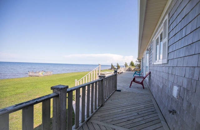 Sea escape ocean front paradise