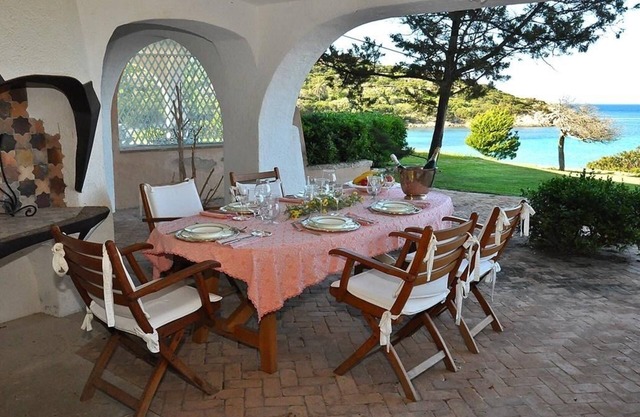 Elegante Wohnung mit großer Terrasse und Garten - 3 Autominuten von Porto Cervo