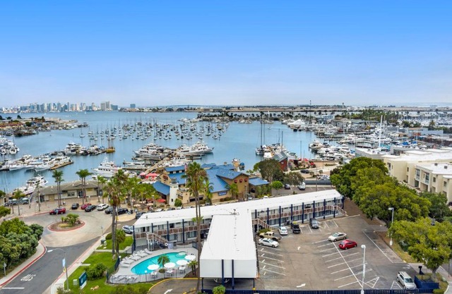 Sea Harbor Hotel - San Diego